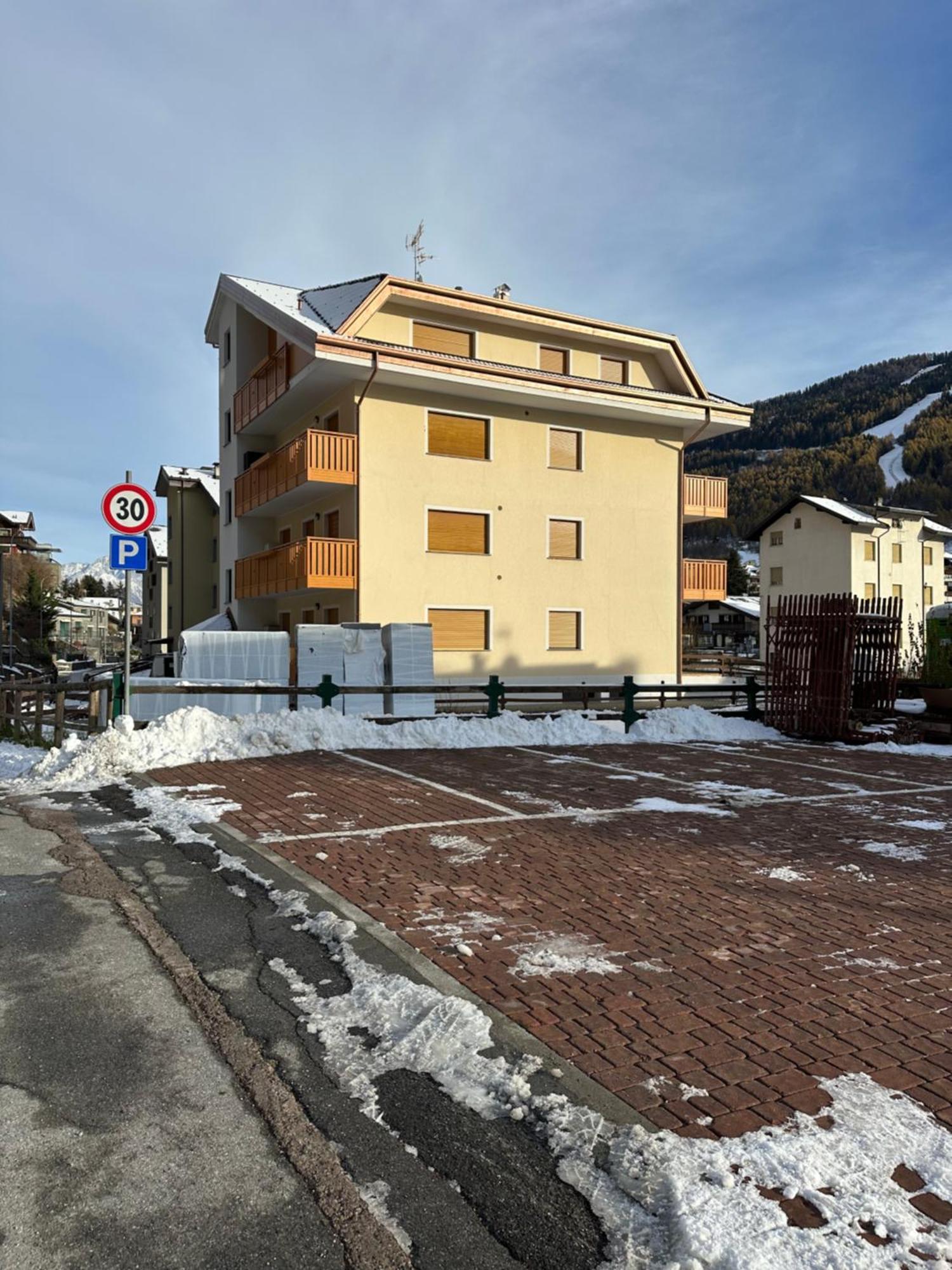 Appartamento Edera Aprica Bagian luar foto